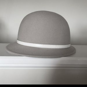 H&M Light Gray Hat Sz L